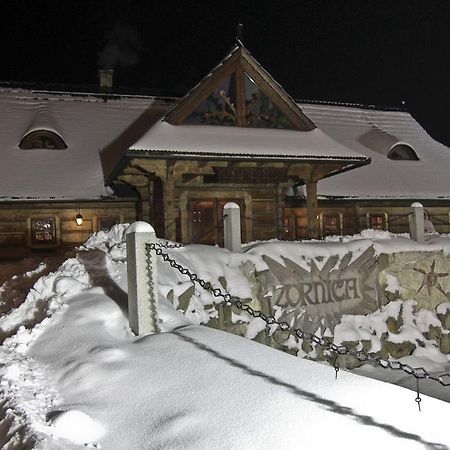 Hotel Zornica Poczesna Kültér fotó